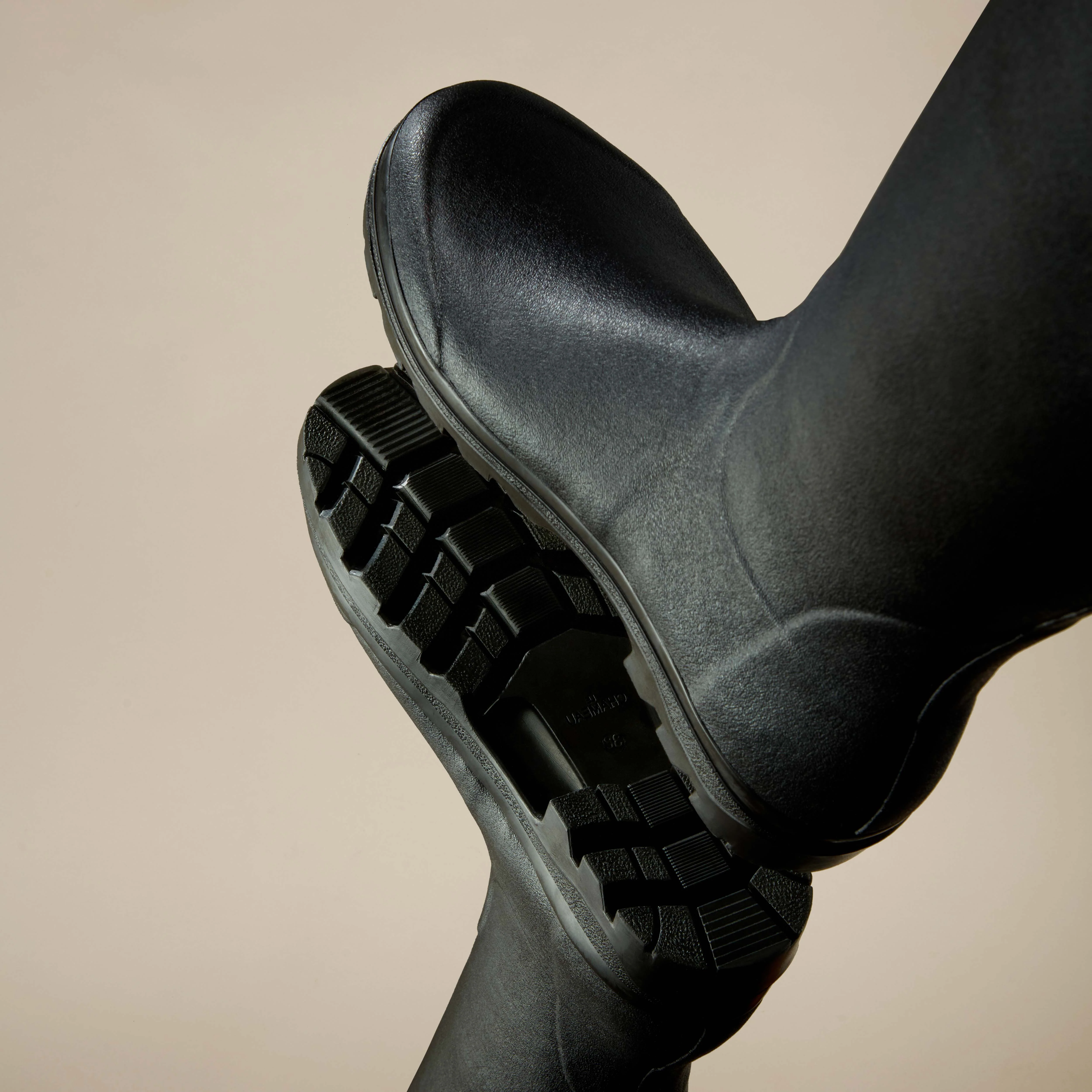 Women's Chasseur Neoprene Lined Wellington Boot - Black - Image 3