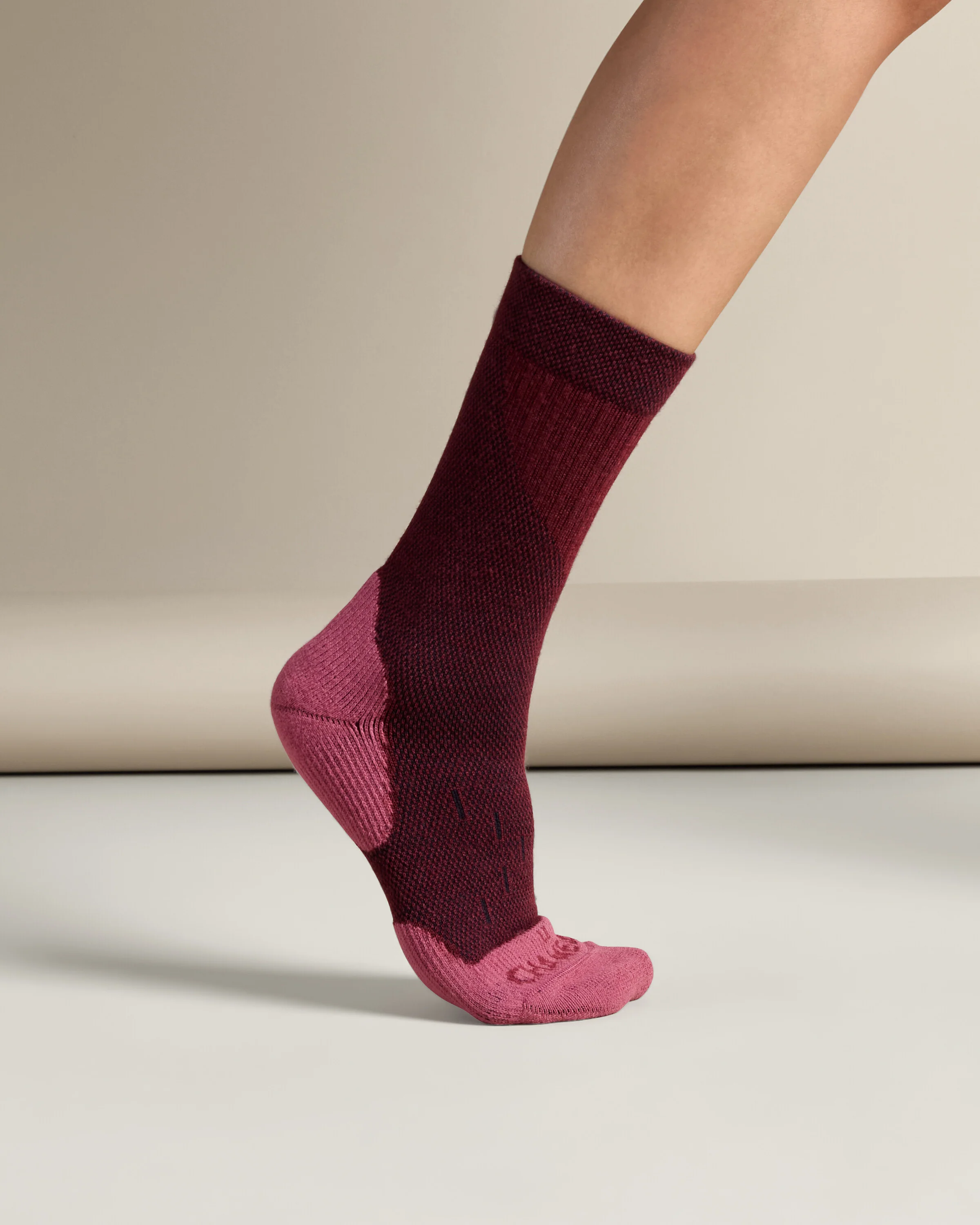 The Ultimate Socks Low - Rouge - Image 4